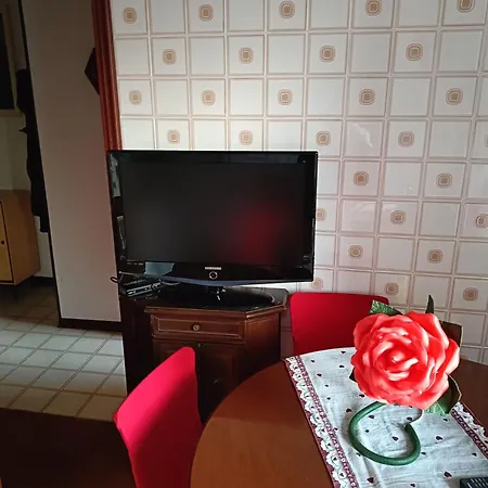 Grazioso Bilocale Apartment